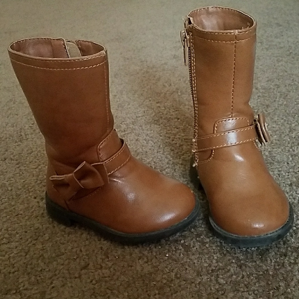 Brown boots